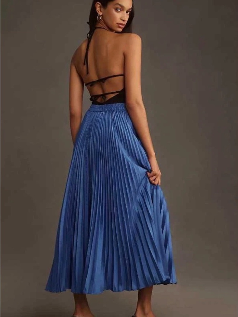 Blue pleated midi skirt - Picture 3 of 11